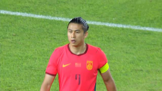 世界杯｜沙特“铁桶阵”1:1逼平乌拉圭